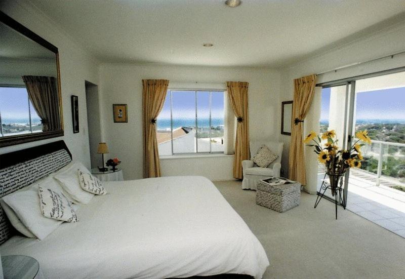 Bloubergstrand Sunset 4*